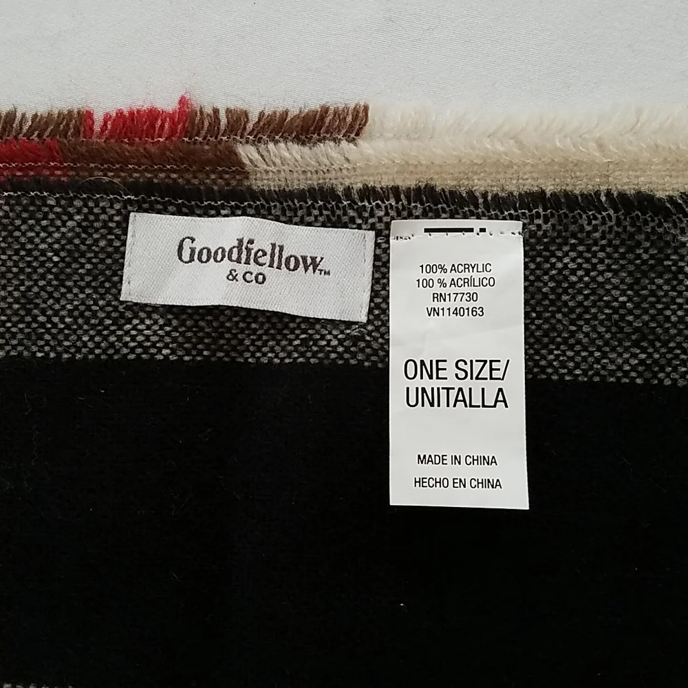 Goodfellow & Co Black Red Tan Brown Winter Scarf Size OSFM